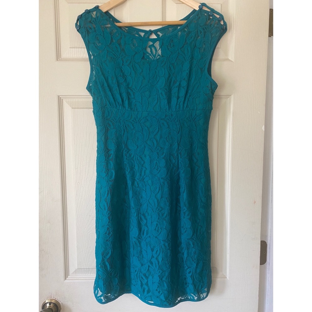 New WITHOUT tags Cynthia Rowley Green Lace Dress
